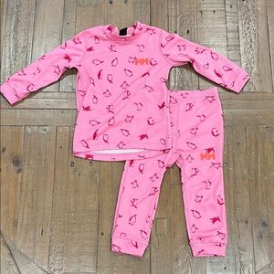 Helly Hansen Pink Penguin poly light weight base layer set kids 2